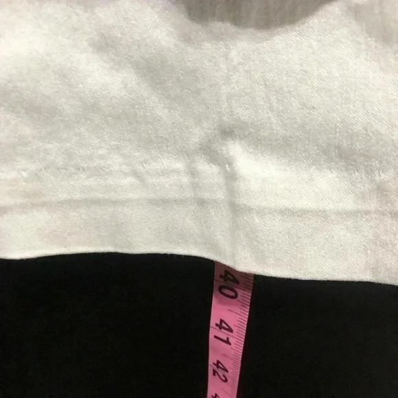 Worthington Modern fit, relax through hip & thigh,slash hip pockets trouser leg - Picture 7 of 9